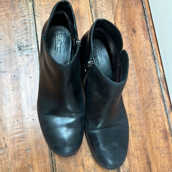 Born Boots - Picture 2 of 3